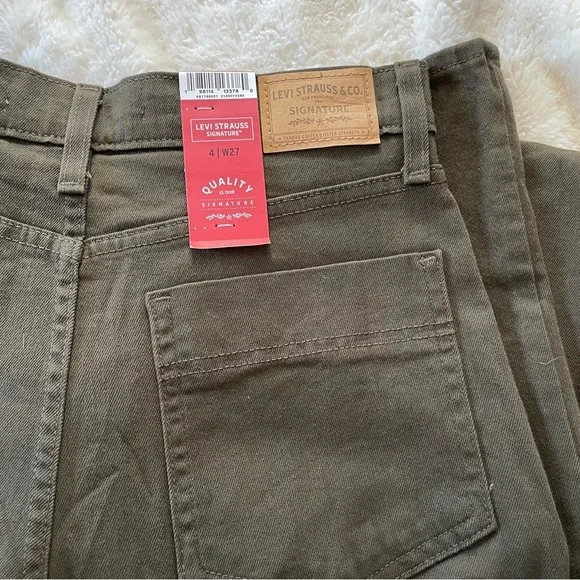 Levi Strauss Signature High Rise Straight Jeans 4 - Picture 4 of 8